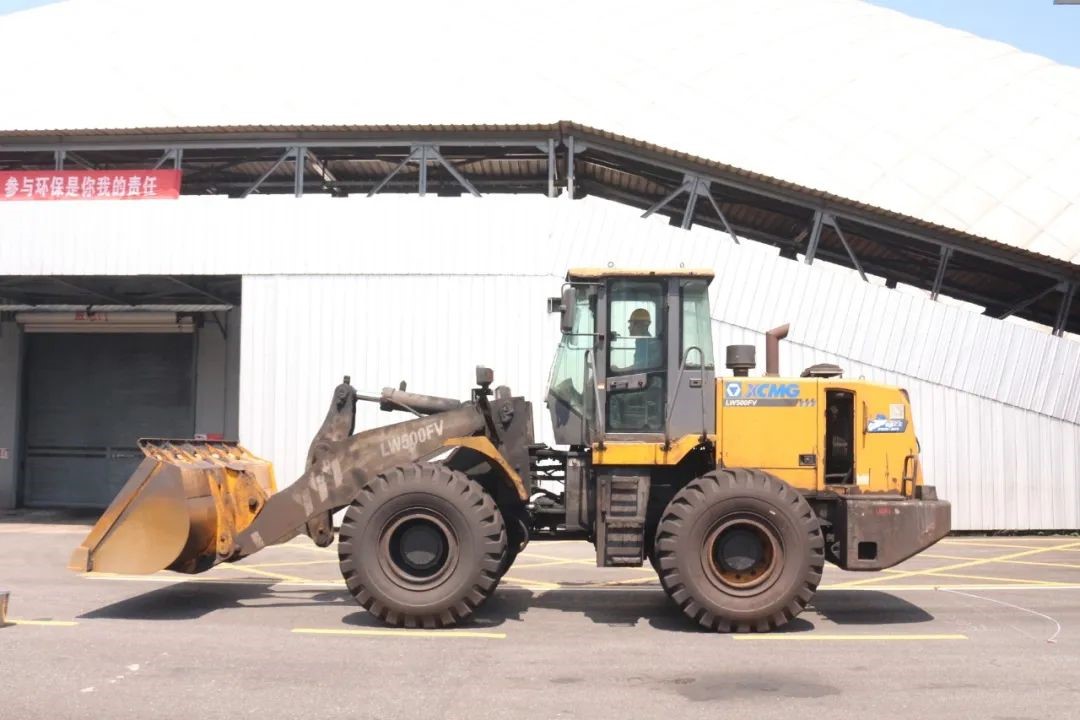 以赛促学练“精兵” ——388vip太阳集团官网集团举办装载车司机技术比武大赛