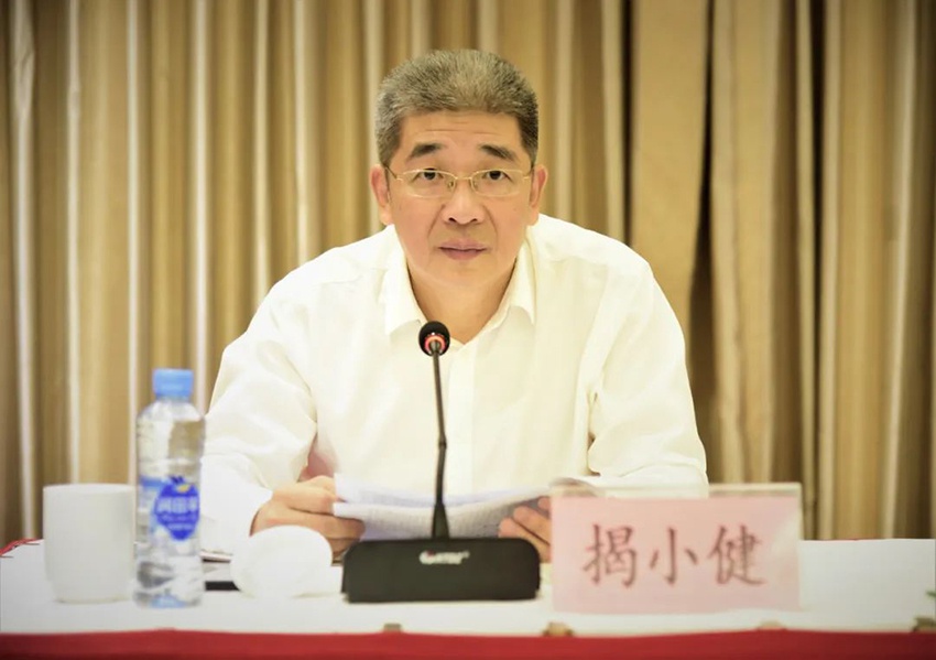 1688357971204099.jpg 211630463rxc.jpg